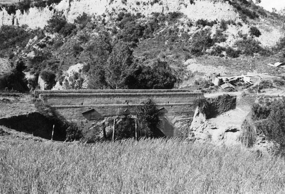 FENT LA CARRETERA Pont de Can Mata. Pont vell de can Mata.jpg
