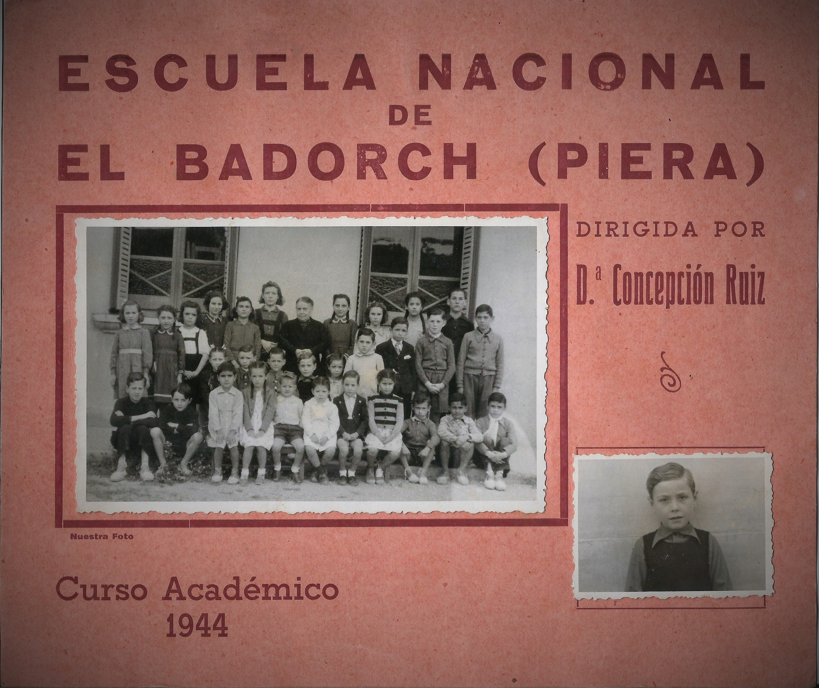 1944 Record escolar del Josep de cal Sopes. 1ªfila: Josep de cal Selva, Sadurní de cal Sadurní, Ton d l'Era, Anita de cal Daniel, Antonio de cal Conesa, Araceli de ca l'Oliver, Josep de cal Sopes, Roser de la Taberna, Jordi de cal Selva, Pepito de l'Era, Desconegut. 2ªfila: Pepita de cal Pau Ribas, Pepito de ca la Filomena, Ton de cal Guixà, Josep de cal Sopes, Cisqueta Marçà, Josep de ca la Laieta, Desconegut, Ton del Cantó, Desconegut. 3ªfila: Pepita de cal Manares, Rosa de cal Peret Samsó, Salomé de cal Guixà, Montse Marçà, Desconegut, Teresa de l'Era, Donya Conxa, Carme de cal Guixà, Pilar de cal Manco, Maria de ca la Paulina, Joan de cal Teclo.jpg