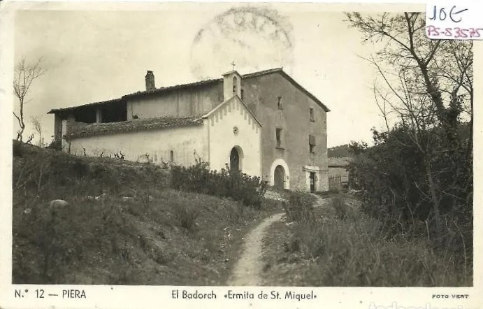 Can Torras (ca la Florinda) (Anys 50) Ermita de Sant Miquel .jpg