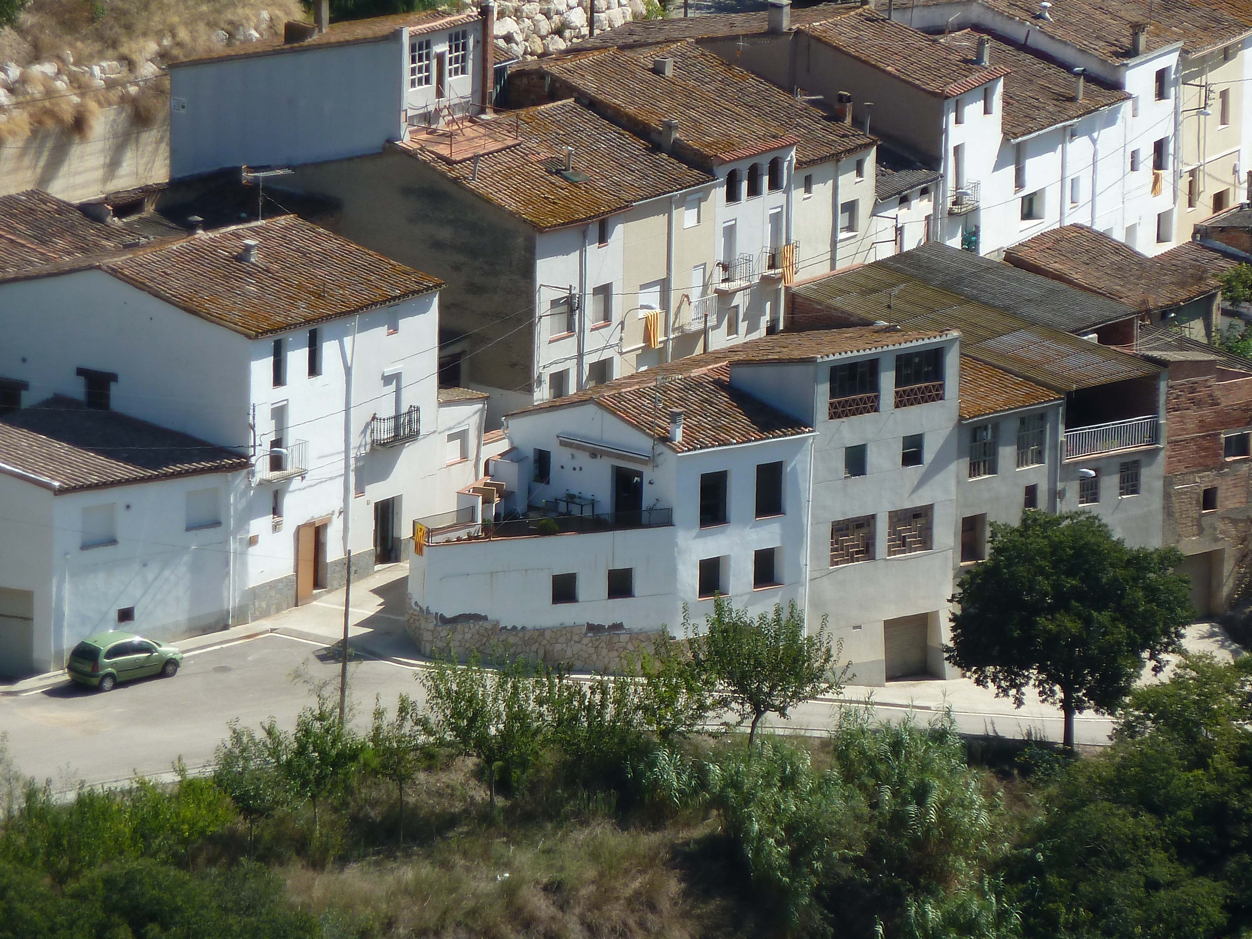 Carrer Sant Sebastià (altrament dit carrer de l'Escarxofa) a vista d'ocell.JPG