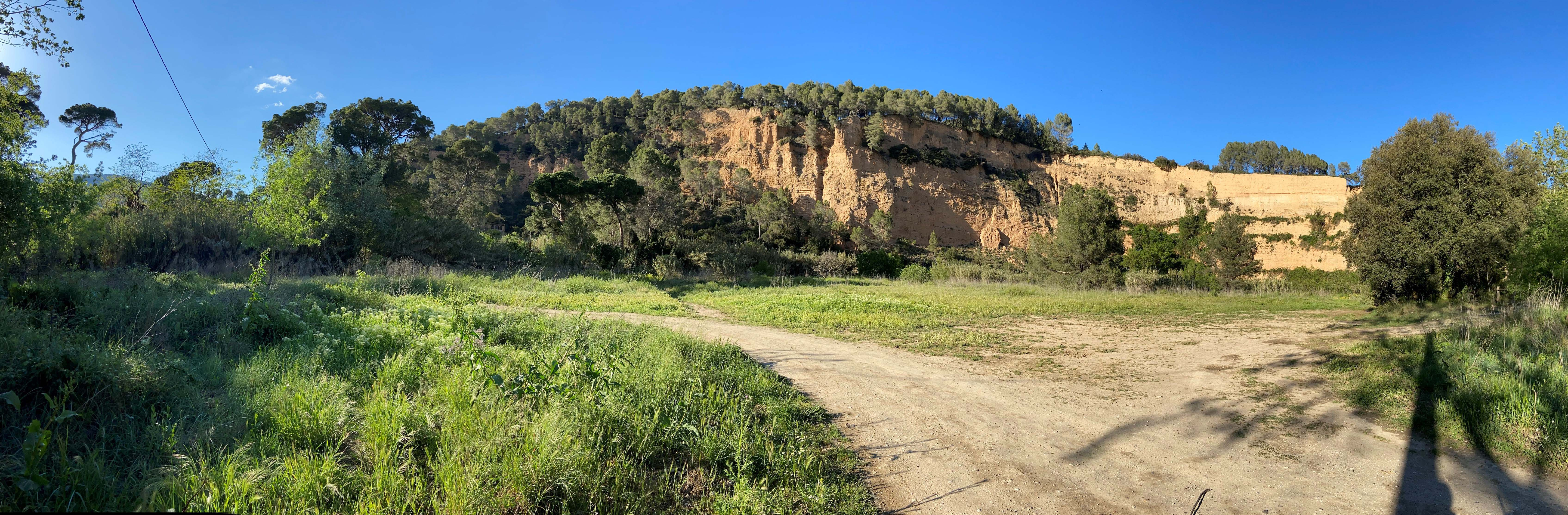 El circ de la Riba Morella a la riera.jpg