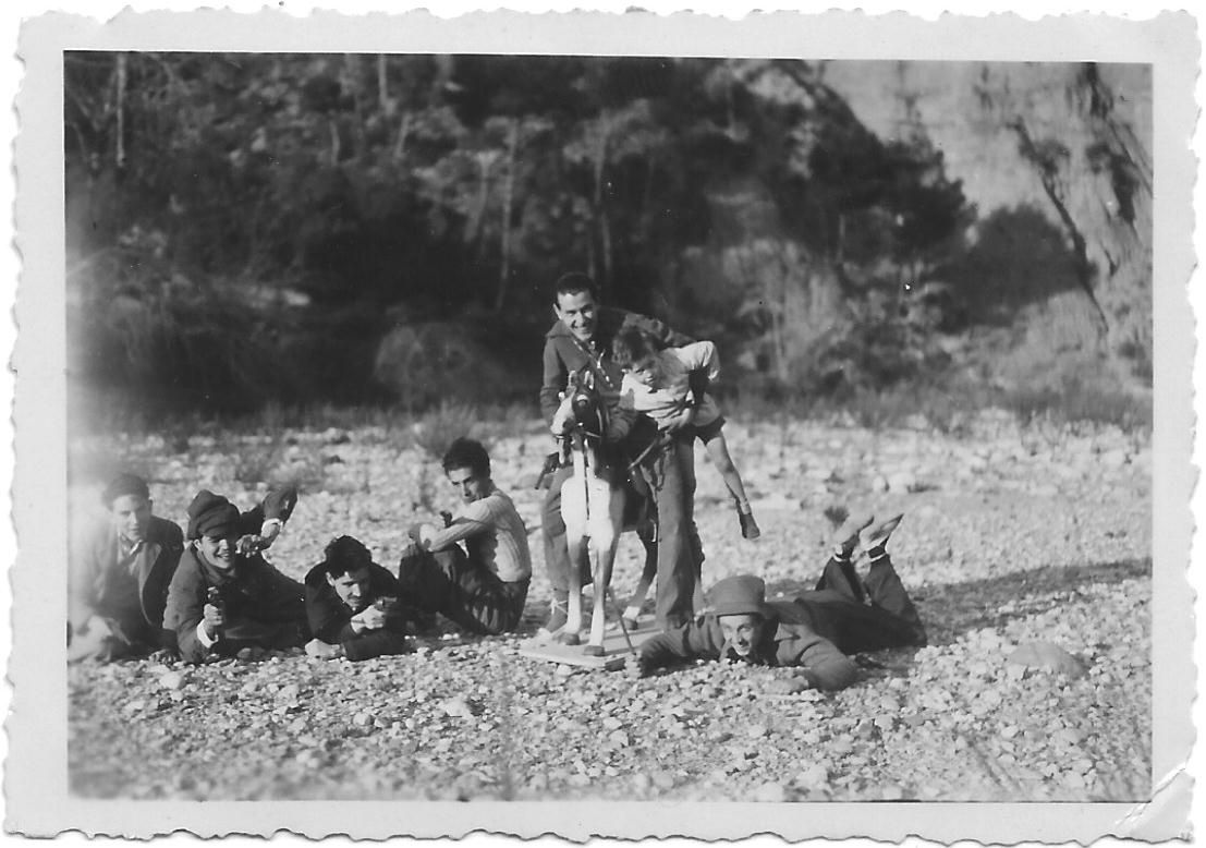 Eusebi de can Ferrer, Josep Soteras, Pepito xic Romeu, Paco Villares, Josep Romeu, Jaume de ca la Ció, Agustí Masias.jpg