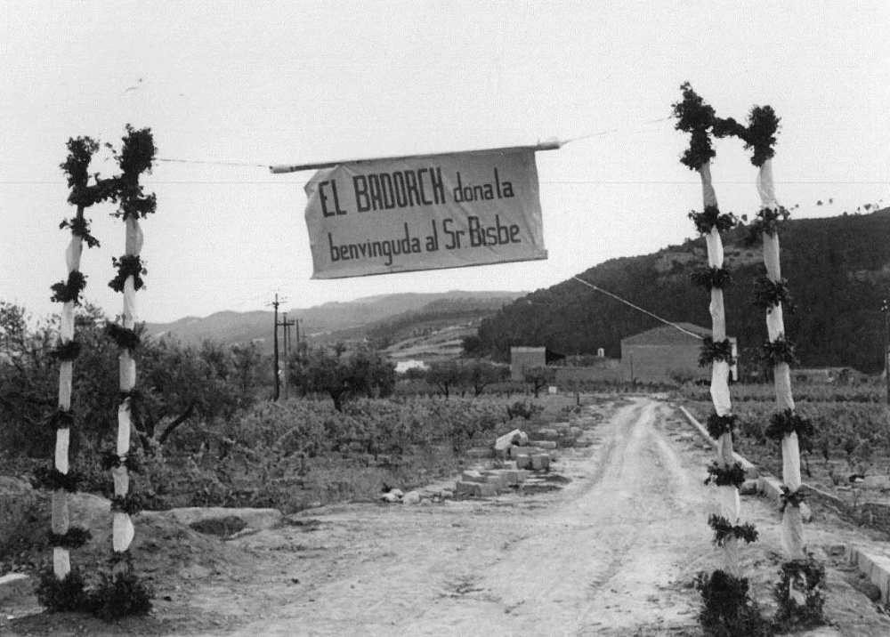 FENT LA CARRETERA Inauguració 1960.jpg