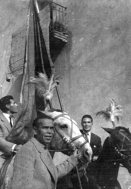 INAUGURACIÓ ESGLÈSIA PALLER PROVISIONAL 1957. Quimet de ca la Florinda, Àngel mosso de cal Daniel, Josep de cal Sopes.jpg