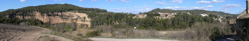 La Riba Morella i el Bedorc des de l'Ermita de Sant Miquel.jpg