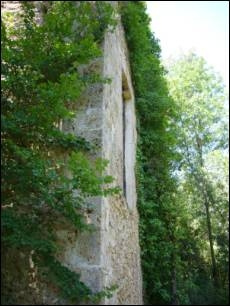 Mur de carreus del molí paperer