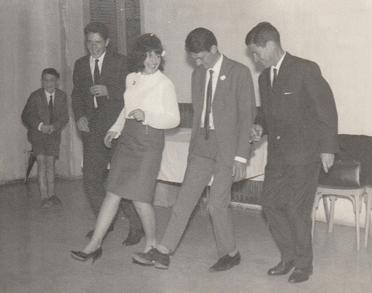 Pere ca la Borrassa, Paquita cal Lleis, Josep cal Llorenç Yenka amb familiar Piera.jpg